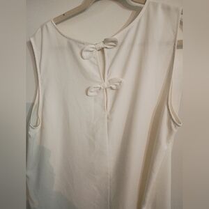 LOFT Cream Sleeveless Blouse With Bows On The Back Size XL